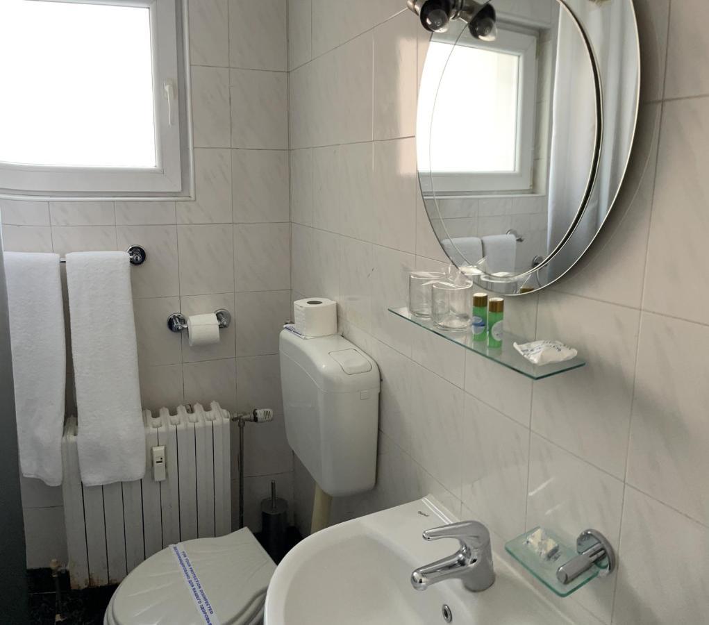 Hotel Rotasar Sofia Buitenkant foto